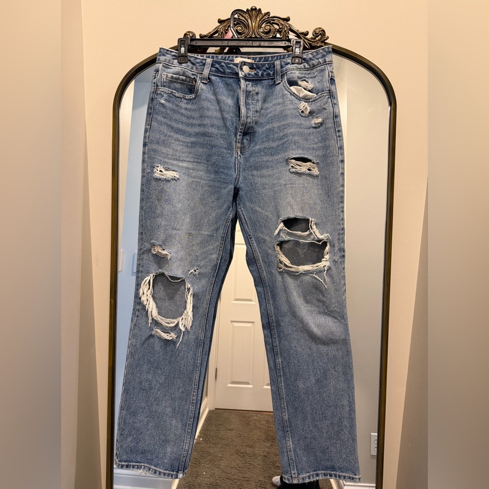 Altar'd State light blue distressed denim jeans 30